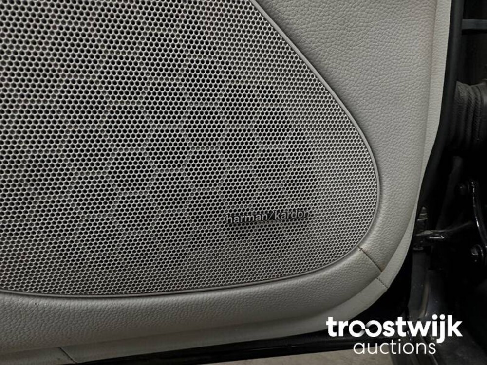 Mercedes-Benz SL500 5.5 SL-Klasse 388 PS 2008 SL-Klasse