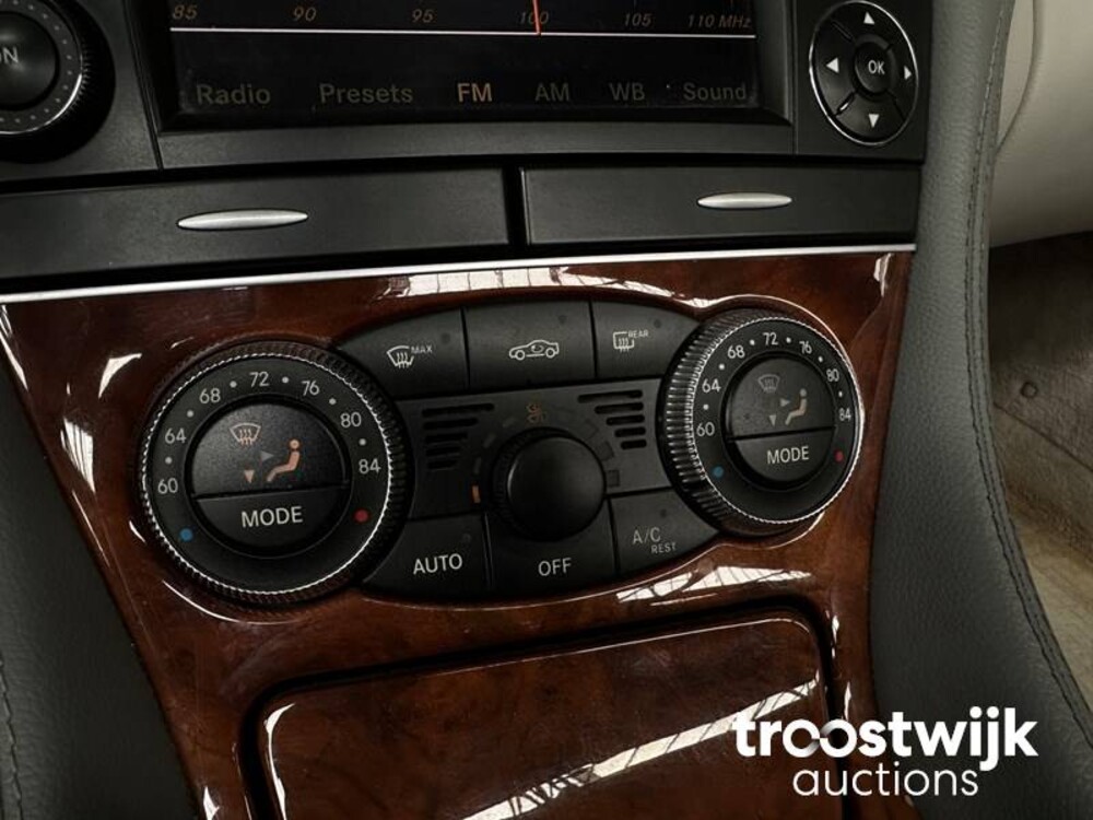 Mercedes-Benz SL500 5.5 SL-Klasse 388 PS 2008 SL-Klasse