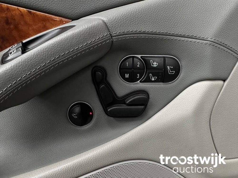 Mercedes-Benz SL500 5.5 SL-Klasse 388 PS 2008 SL-Klasse