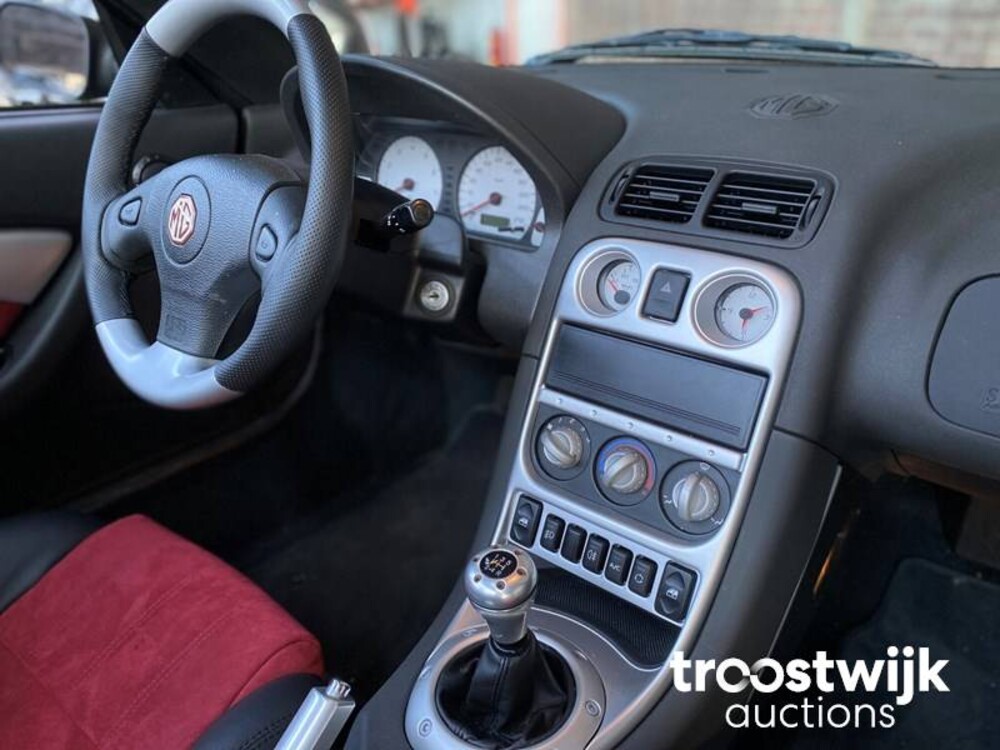 MG FT 1.8l Cabriolet 80th Anniversary Edition 1/1600 136hp 2004 -Org. DE- NEU