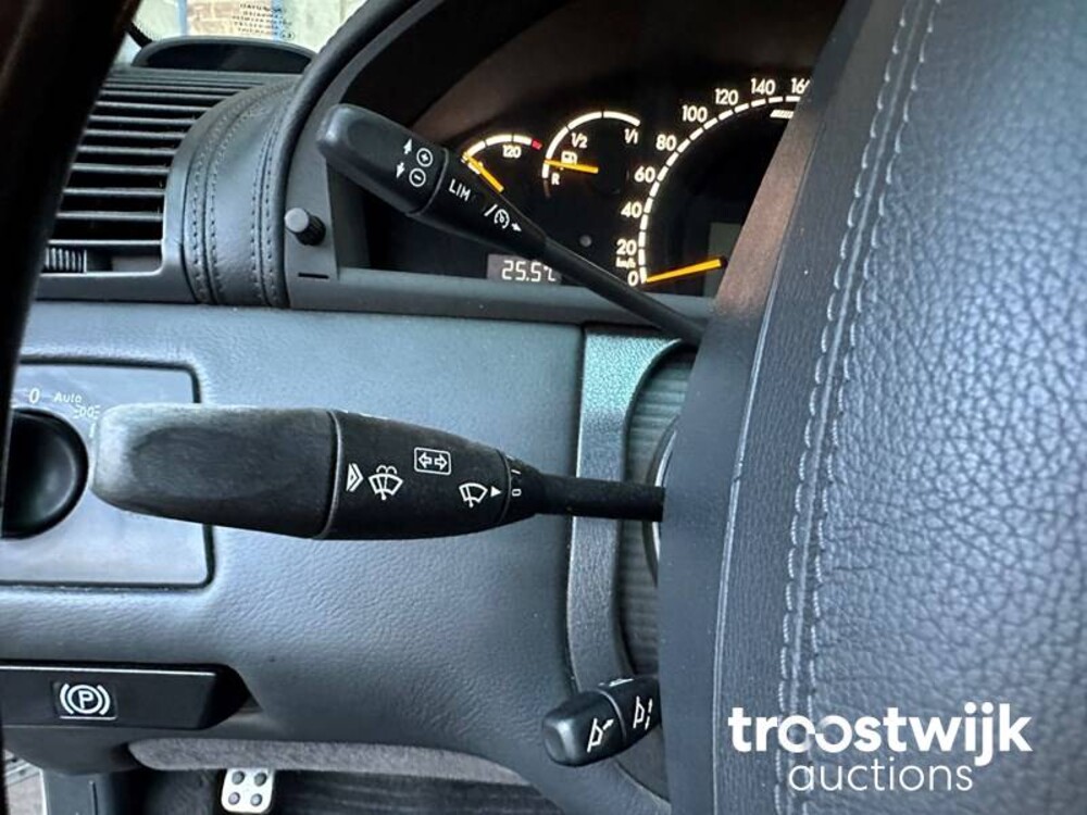 Mercedes-Benz CL55 AMG 5.5 V8 360hp 2001 -Youngtimer-