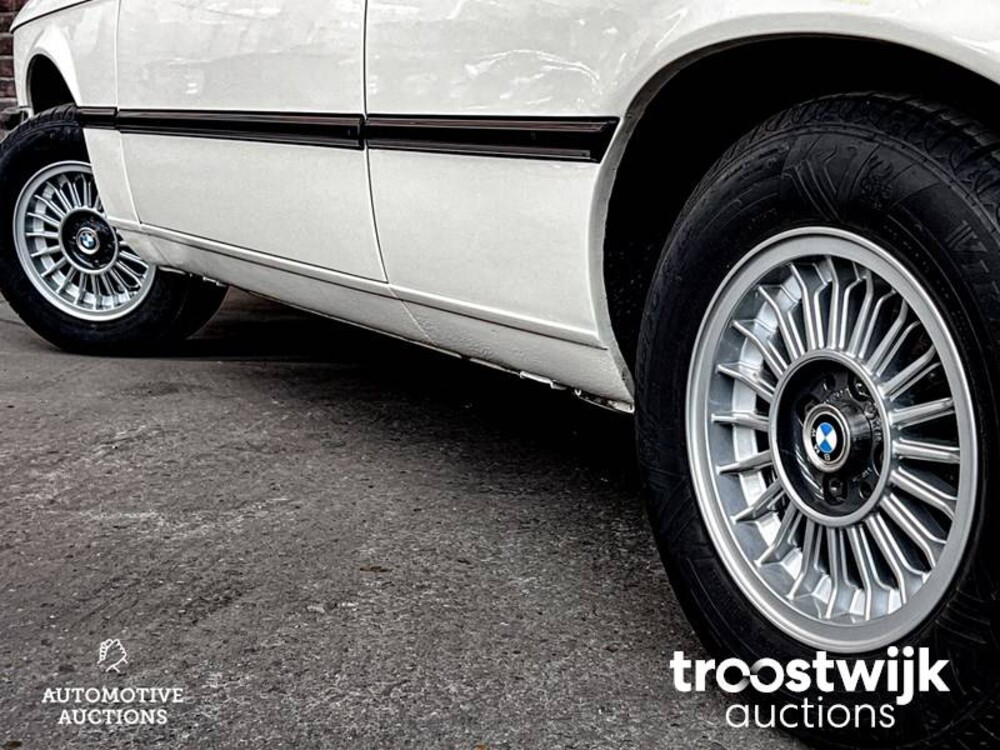 BMW 318 E21  98 PS 1977, 80-YA-62