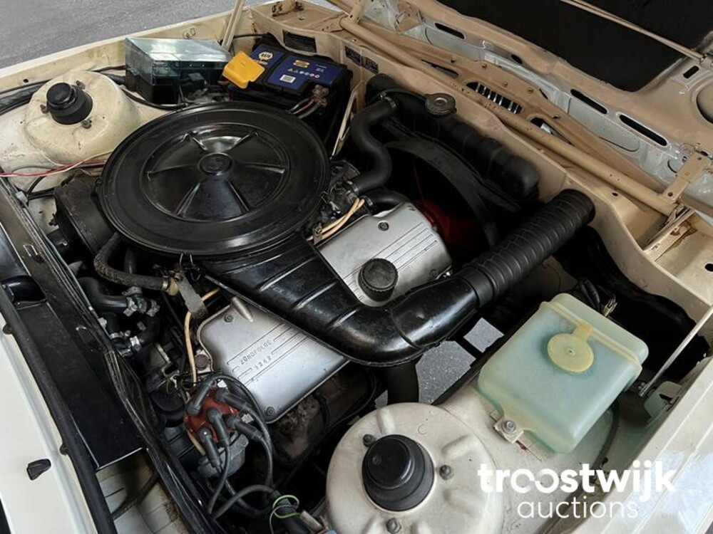 BMW 318 E21  98 PS 1977, 80-YA-62