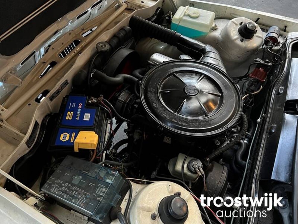 BMW 318 E21  98 PS 1977, 80-YA-62