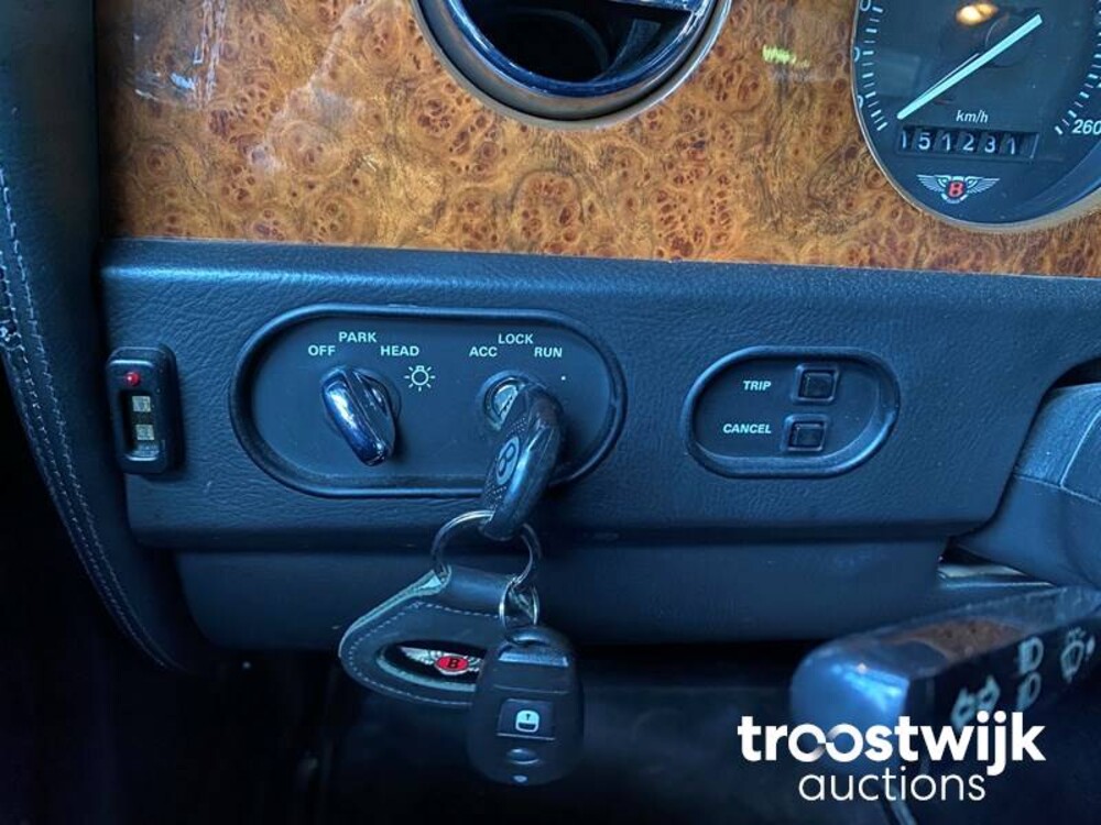 Bentley Brooklands 6.8 V8 249 PS 1996, 95-HGZ-1