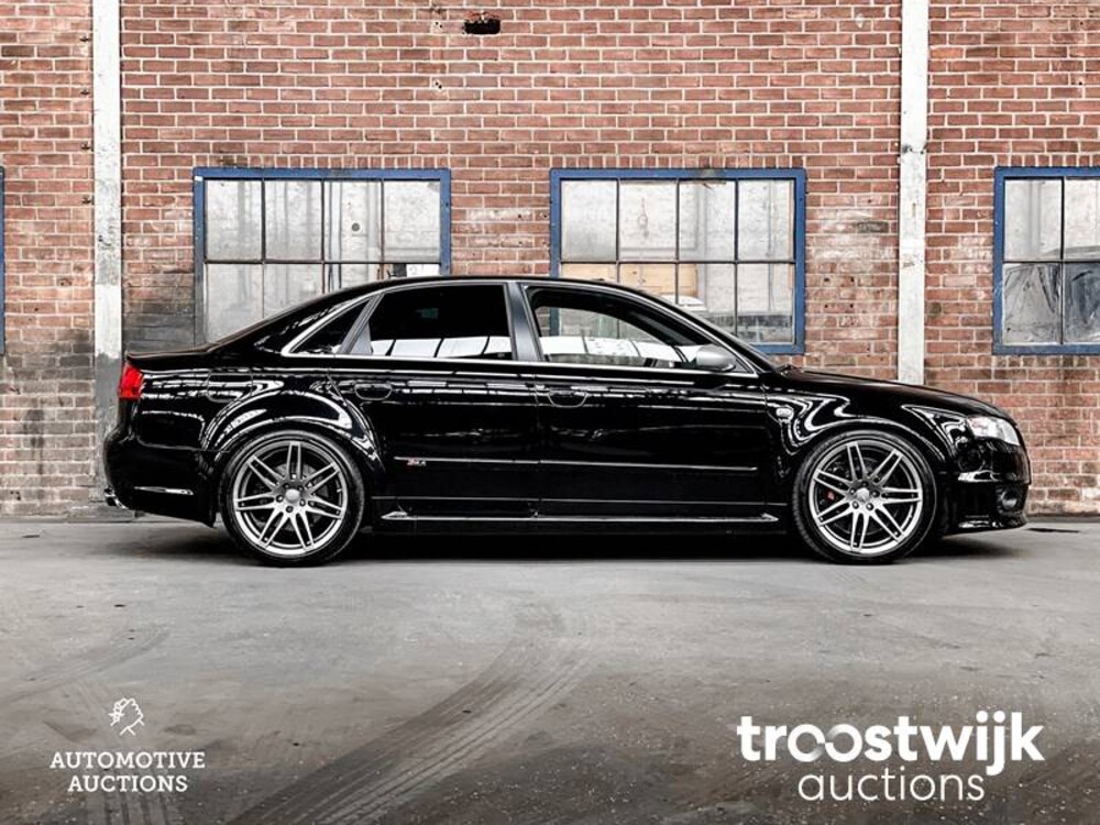 Audi RS4 4.2 V8 Quattro Sedan 420PS 2008 -Youngtimer-