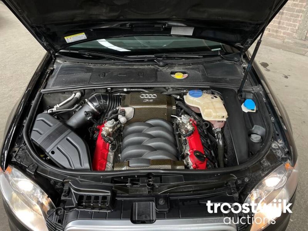 Audi RS4 4.2 V8 Quattro Sedan 420PS 2008 -Youngtimer-