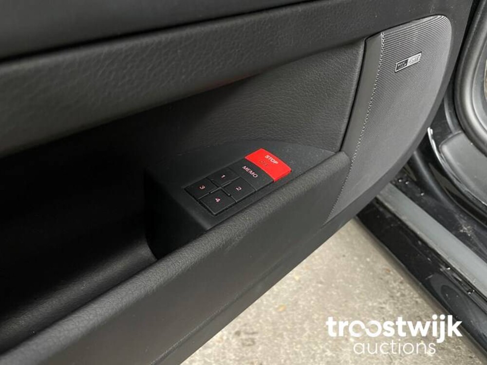 Audi RS4 4.2 V8 Quattro Sedan 420PS 2008 -Youngtimer-