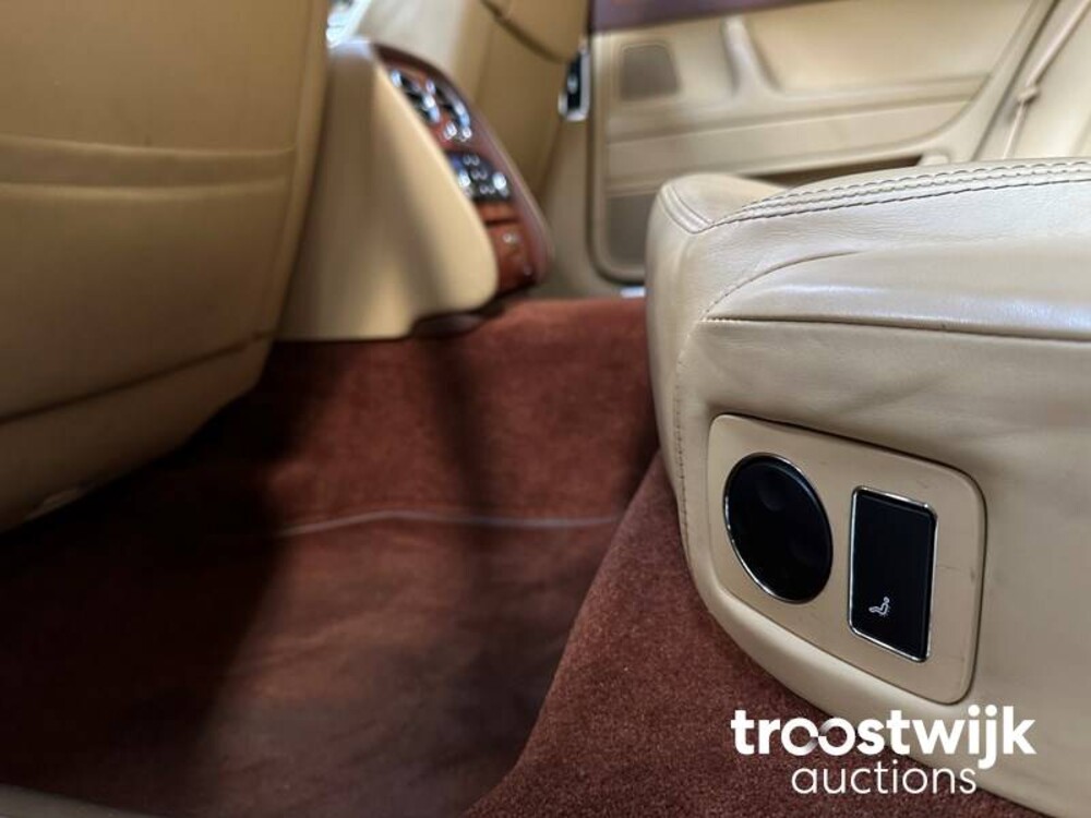 Bentley Continental Flying Spur 6.0 W12 560PS 2007 -Youngtimer