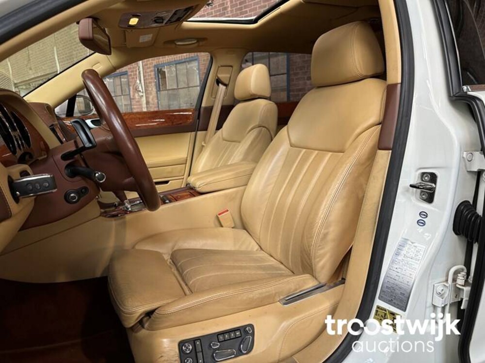 Bentley Continental Flying Spur 6.0 W12 560PS 2007 -Youngtimer