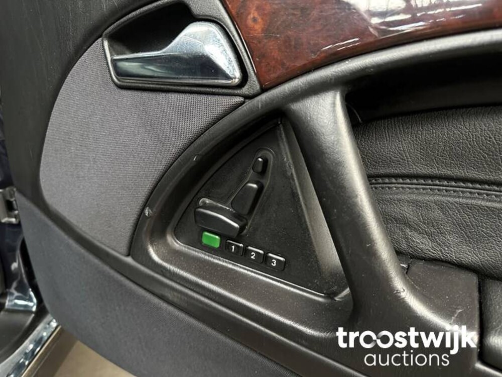 Mercedes-Benz SL500 V8 R129 Convertible 306hp 1996