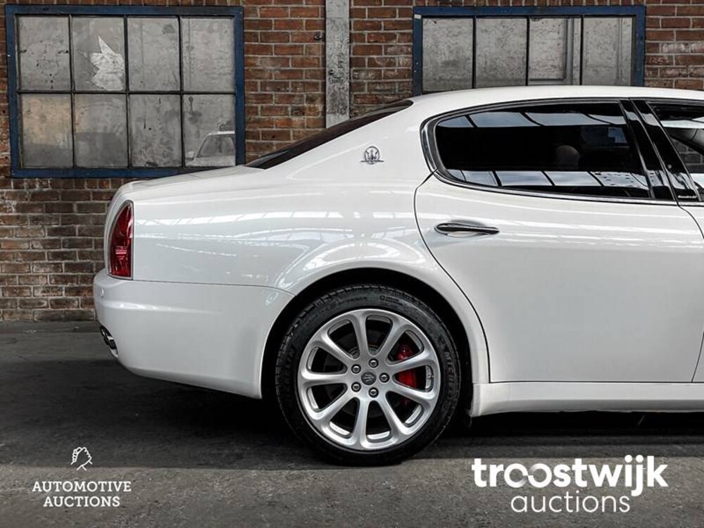 Maserati Quattroporte 4.2 V8  400pk 2007 -Youngtimer- ZF