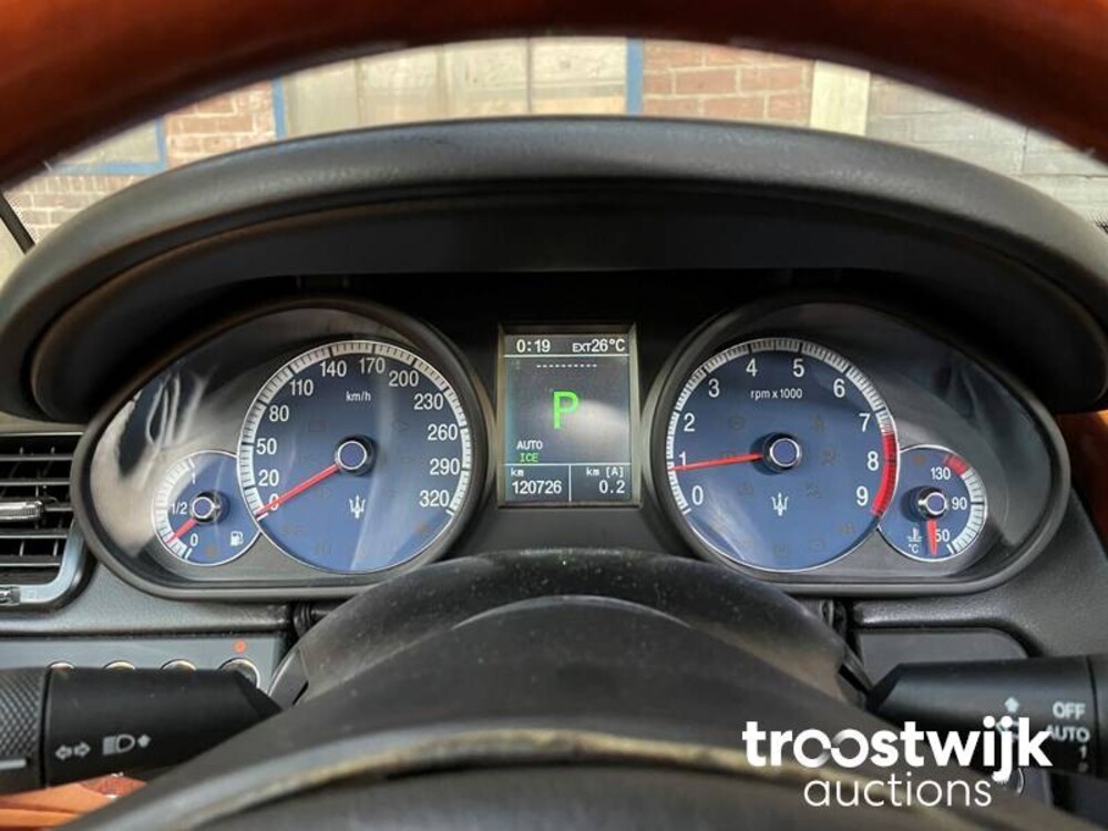 Maserati Quattroporte 4.2 V8  400pk 2007 -Youngtimer- ZF