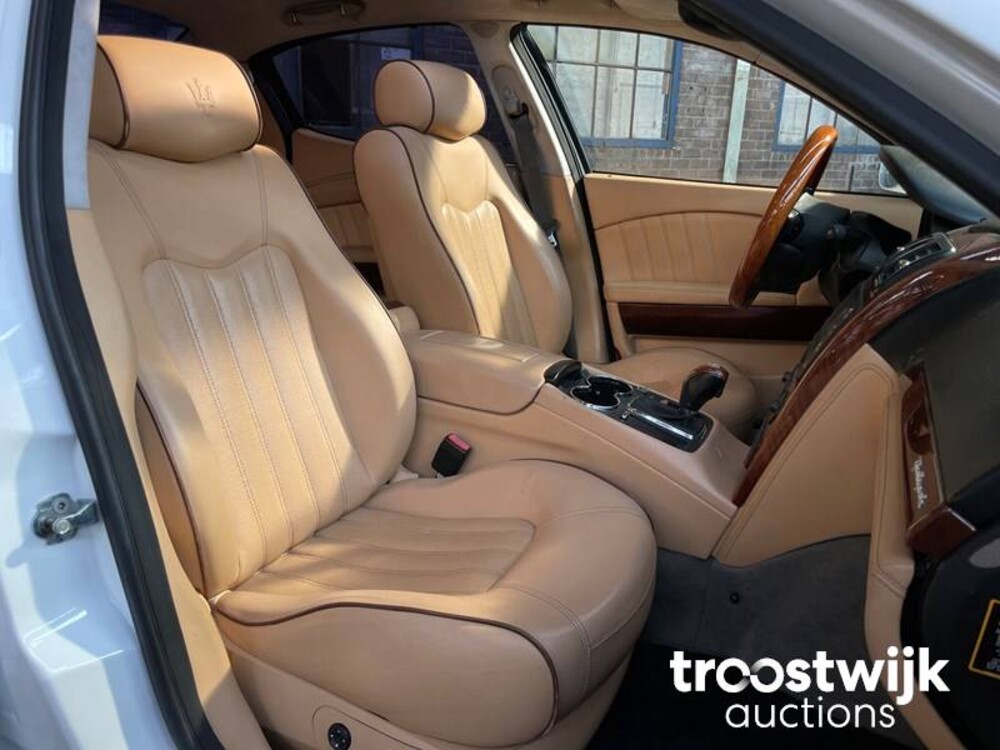 Maserati Quattroporte 4.2 V8  400pk 2007 -Youngtimer- ZF