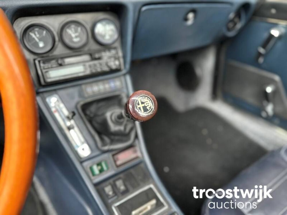 Alfa Romeo Spider 2.0 Veloce 128hp 1984, JD-XP-73