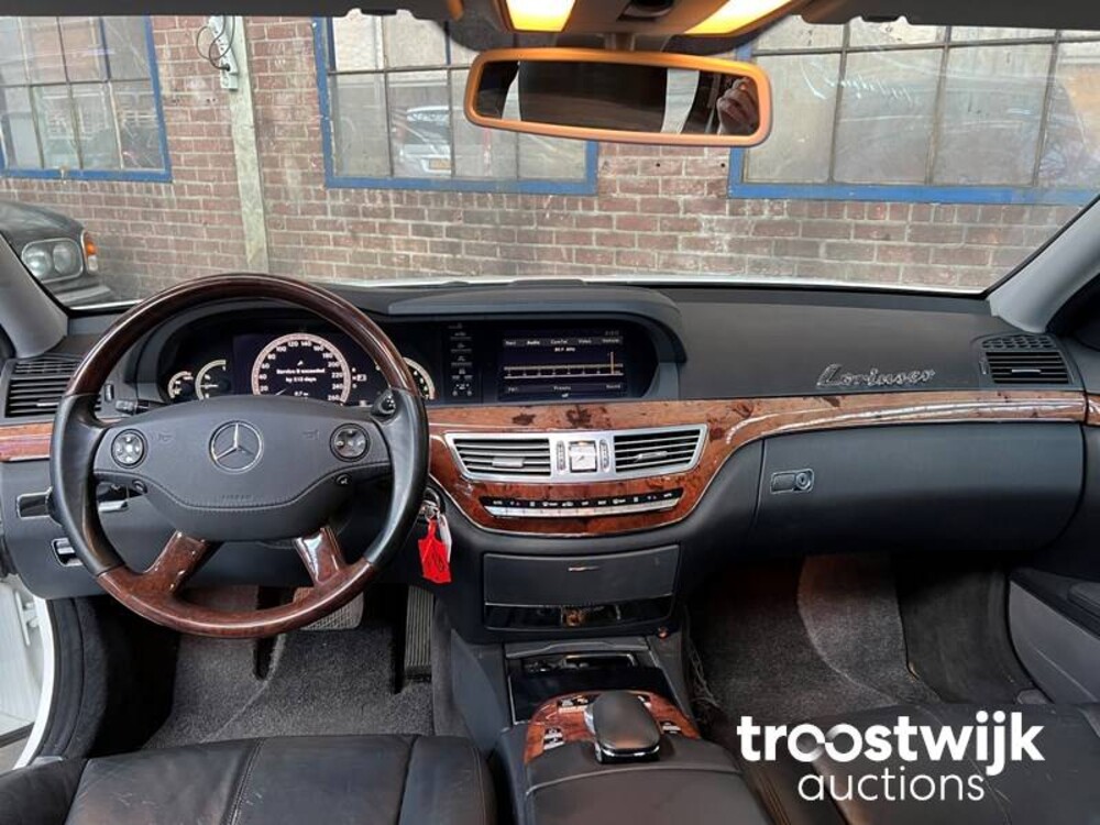 Mercedes-Benz S500 Lang 5.5 V8 388hp 2006 -Youngtimer-
