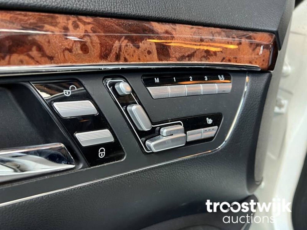 Mercedes-Benz S500 Lang 5.5 V8 388hp 2006 -Youngtimer-