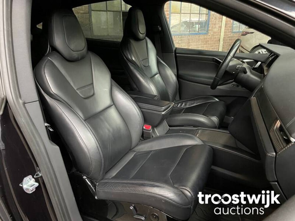 Tesla Model X 90D Performance 6p. FREE-CHARGING 469pk 2016, PK-084-Z