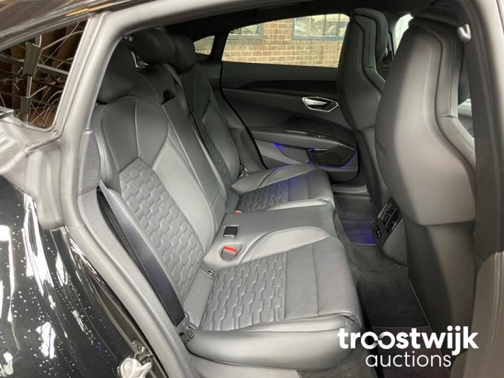 Audi e-tron GT 93 kWh 476pk 2021, N-117-GH