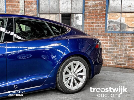 Tesla Model S 75D Base 245 kW -Orig. NL-, PV-559-K