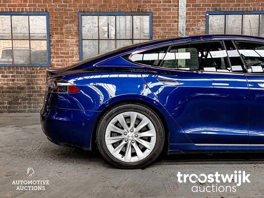 Tesla Model S 75D Base 245 kW -Orig. NL-, PV-559-K