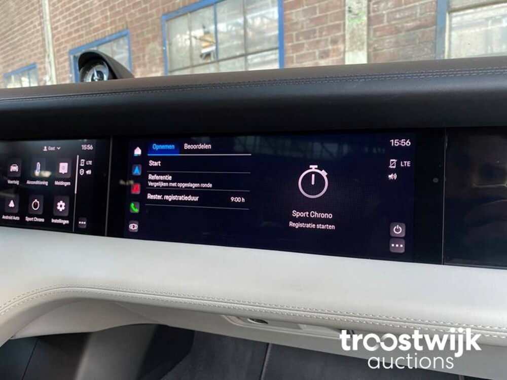 Porsche Taycan PERFORMANCE 84kWh Sport Chrono 381hp 2021 Manufacturer's warranty -Orig. NL-, L-982-RT