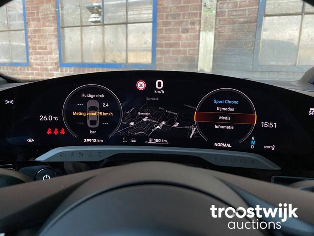 Porsche Taycan PERFORMANCE 84kWh Sport Chrono 381hp 2021 Manufacturer's warranty -Orig. NL-, L-982-RT