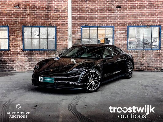 Porsche Taycan PERFORMANCE 84kWh Sport Chrono 381hp 2021 Manufacturer's warranty -Orig. NL-, L-982-RT