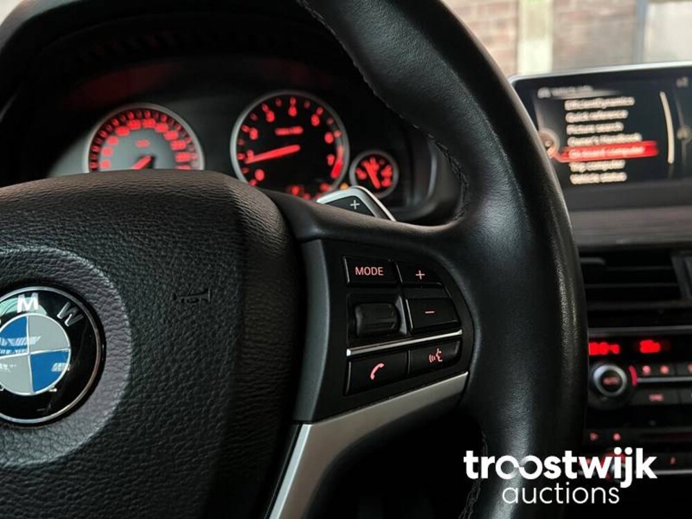 BMW X5 xDrive50i 7-Persoons 449PS 2014