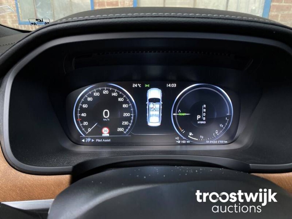 Volvo S90 2.0 T8 AWD Inscription 320PS 2017, ZL-677-D