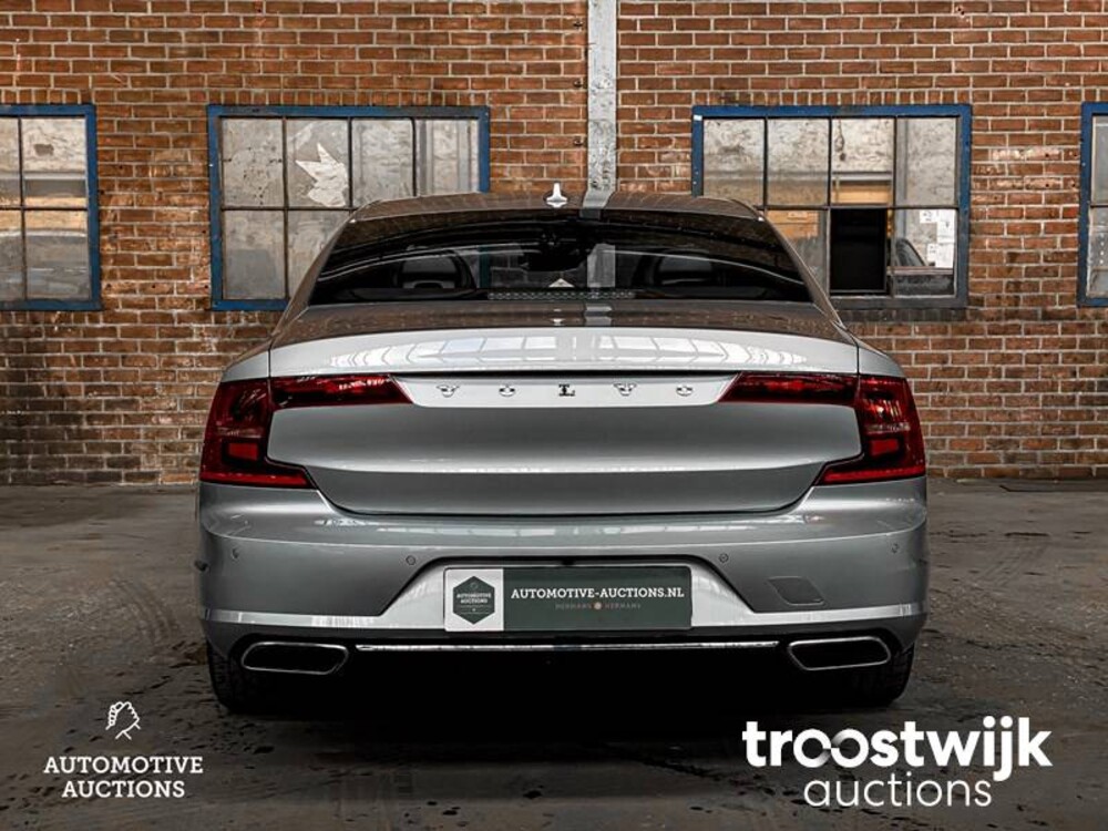 Volvo S90 2.0 T8 AWD Inscription 320PS 2017, ZL-677-D