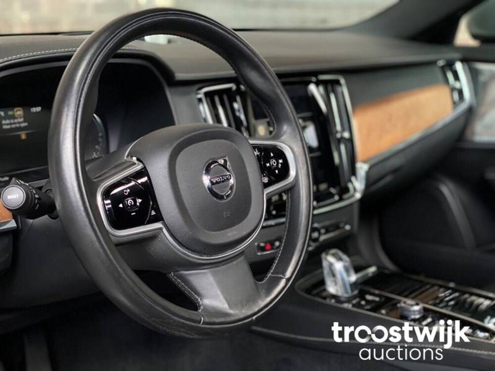 Volvo S90 2.0 T8 AWD Inscription 320PS 2017, ZL-677-D