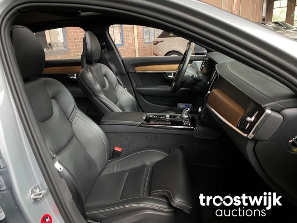 Volvo S90 2.0 T8 AWD Inscription 320PS 2017, ZL-677-D