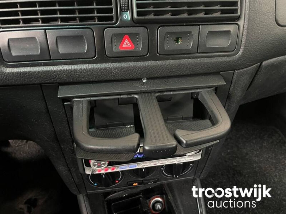 Volkswagen Golf Variant 2.0 Sportline 116PS 2002, -Orig.NL-, 37-JL-PF