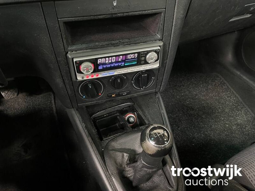 Volkswagen Golf Variant 2.0 Sportline 116PS 2002, -Orig.NL-, 37-JL-PF