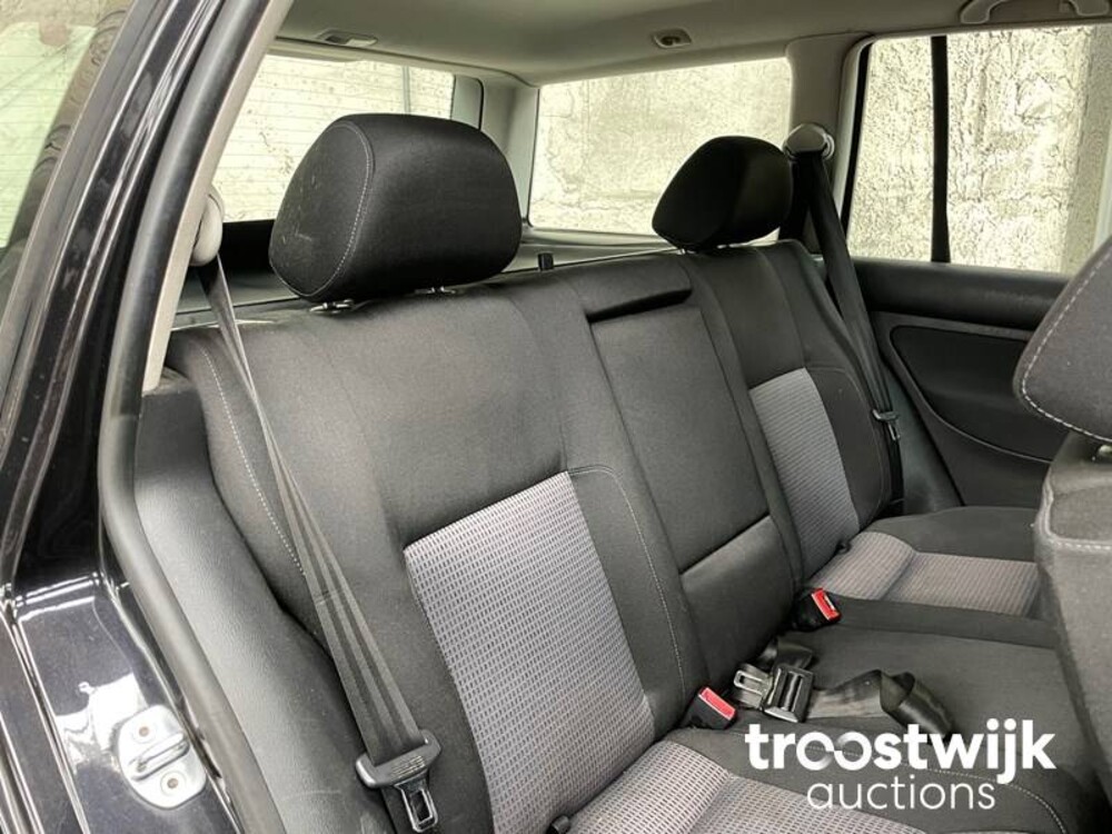 Volkswagen Golf Variant 2.0 Sportline 116PS 2002, -Orig.NL-, 37-JL-PF