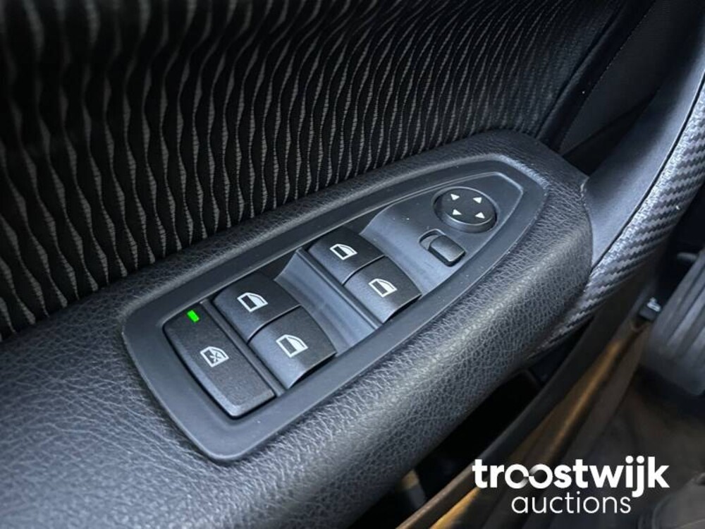 BMW 118i Business 1-serie 170 PS 2011, N-684-XK