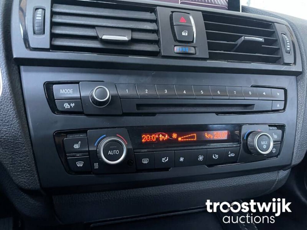 BMW 118i Business 1-serie 170 PS 2011, N-684-XK