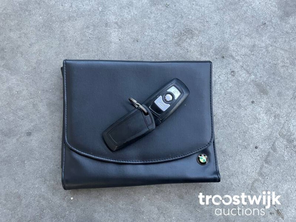 BMW 118i Business 1-serie 170 PS 2011, N-684-XK