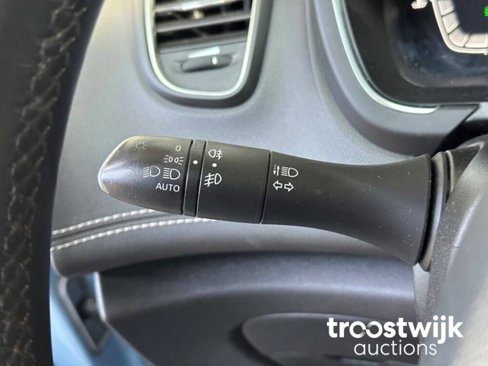 Renault Grand Scenic 1.2 TCe Bose 7persoons 132hp 2017 -Orig. NL-, NH-513-R