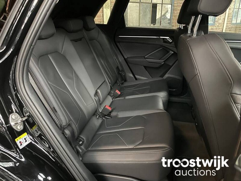 Audi Q3 S-Line 40TFSI Quattro 190PS 2019 -Orig. NL-, ZH-678-B