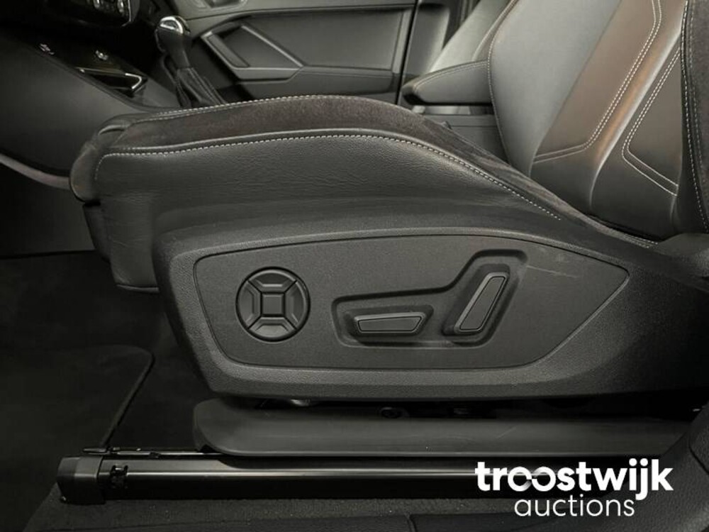 Audi Q3 S-Line 40TFSI Quattro 190PS 2019 -Orig. NL-, ZH-678-B