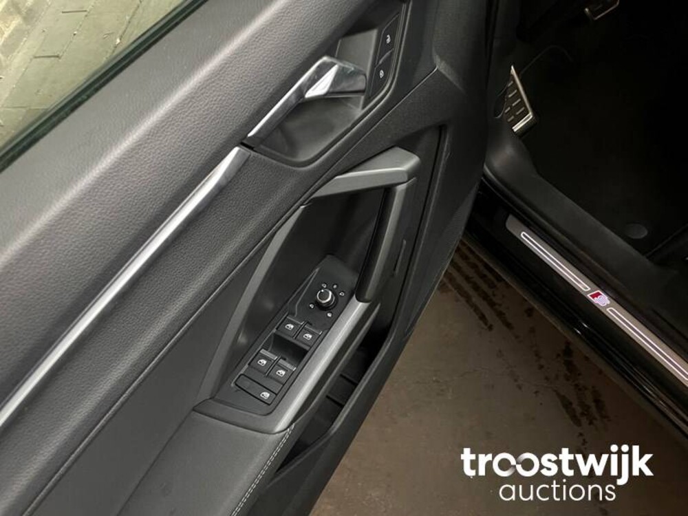 Audi Q3 S-Line 40TFSI Quattro 190PS 2019 -Orig. NL-, ZH-678-B