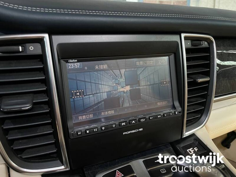 Porsche Panamera S 4.8 V8 400PS 2010