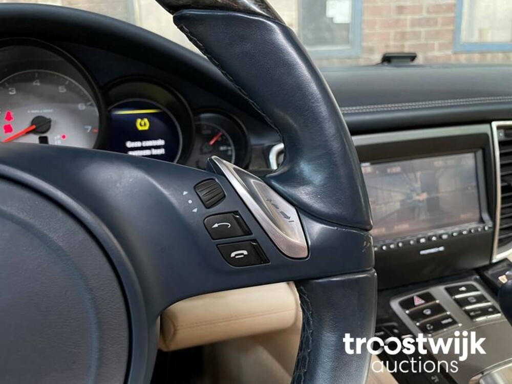 Porsche Panamera S 4.8 V8 400PS 2010