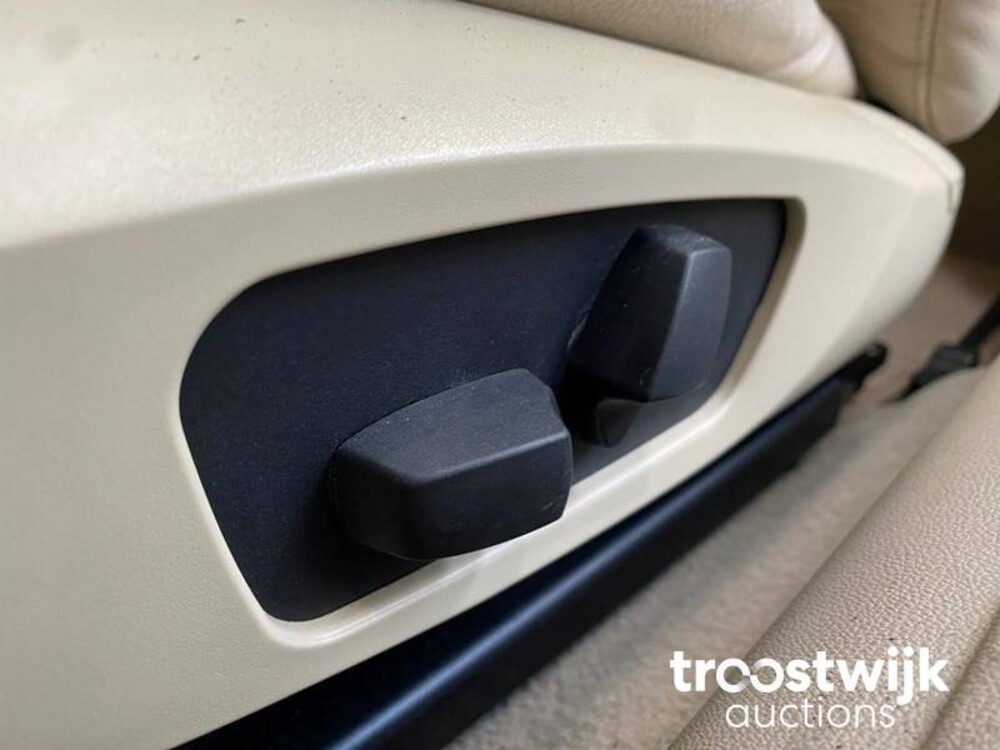 BMW 320i Coupe 163 PS 3er 2007