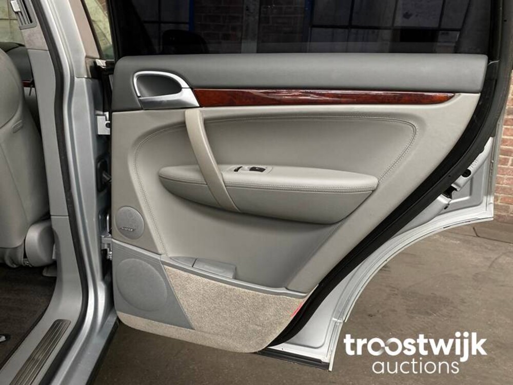 Porsche Cayenne Turbo 4.5 V8 450PS 2004 -Youngtimer-