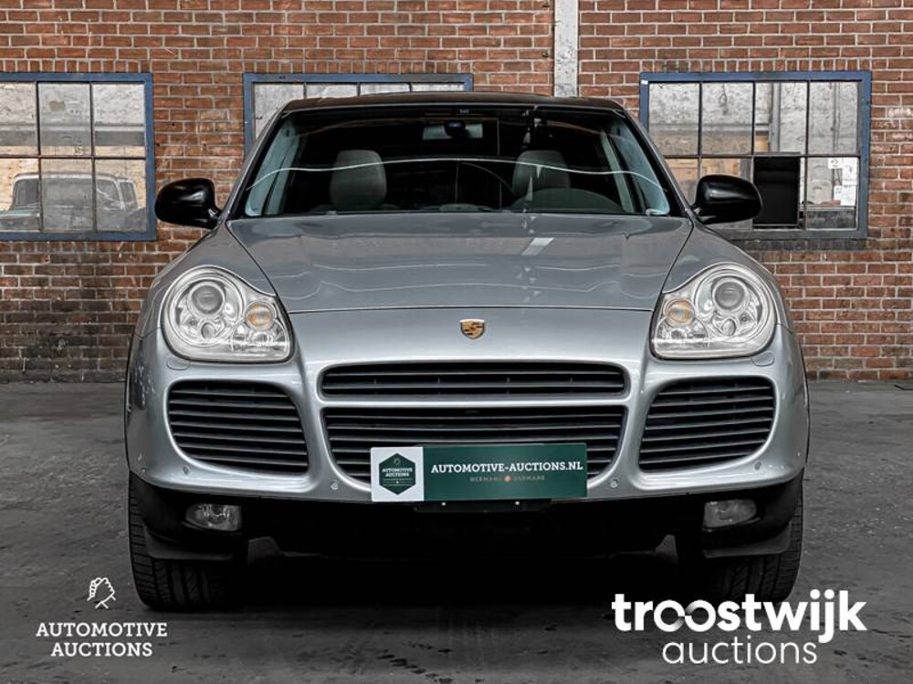 Porsche Cayenne Turbo 4.5 V8 450PS 2004 -Youngtimer-