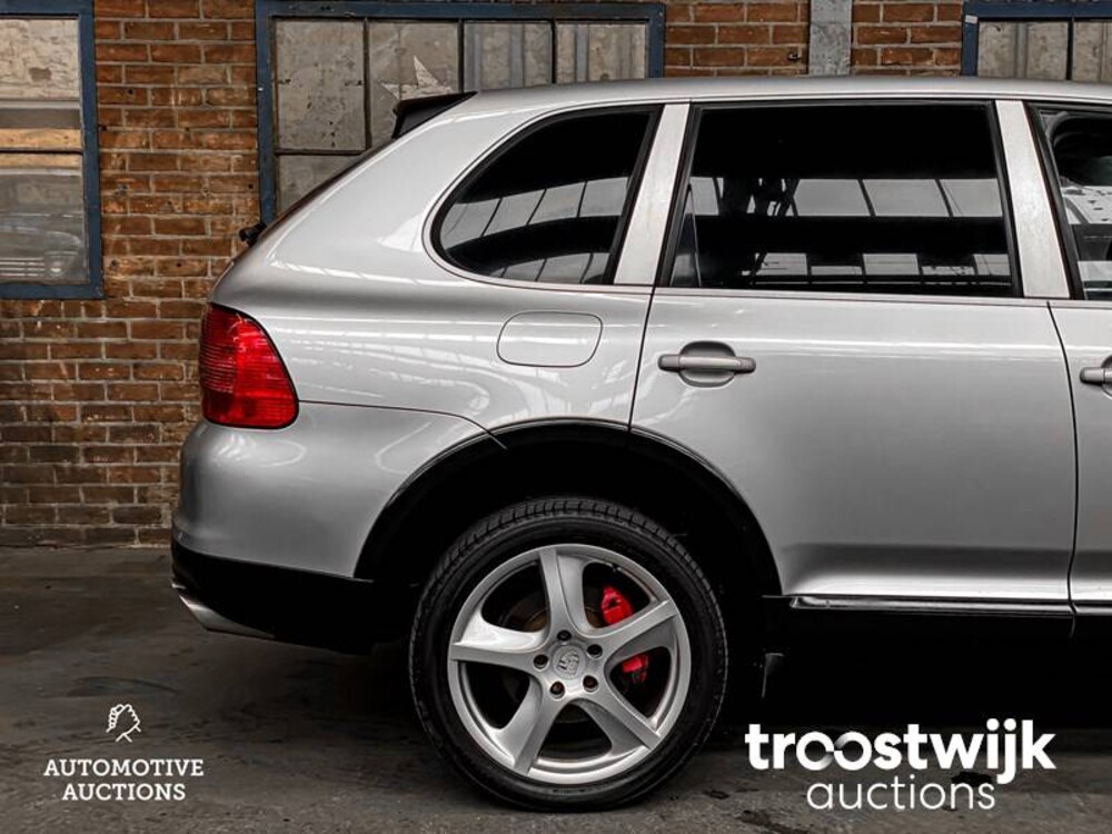 Porsche Cayenne Turbo 4.5 V8 450PS 2004 -Youngtimer-