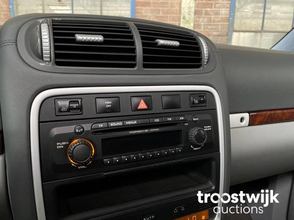 Porsche Cayenne Turbo 4.5 V8 450PS 2004 -Youngtimer-